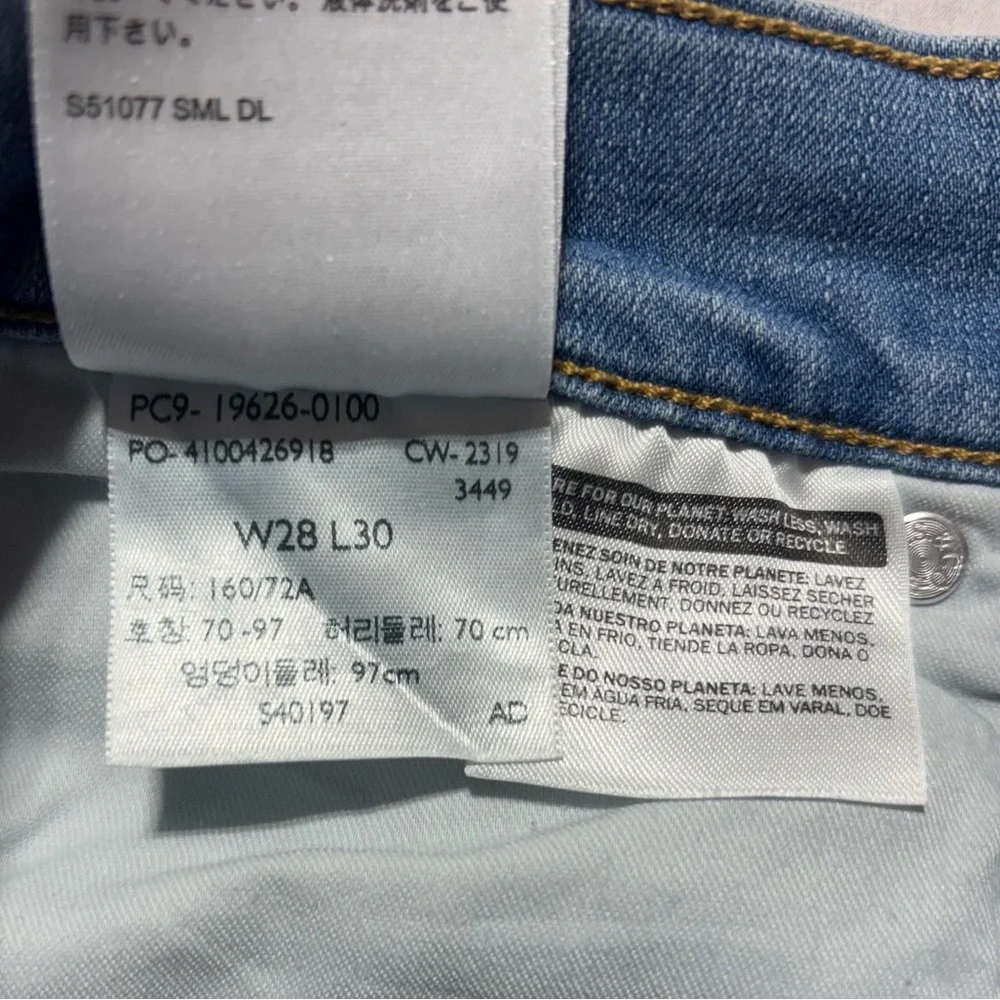 Levi’s Shaping Skinny Cotton Mid Rise Blue Denim Jeans Size 28 - Picture 15 of 15